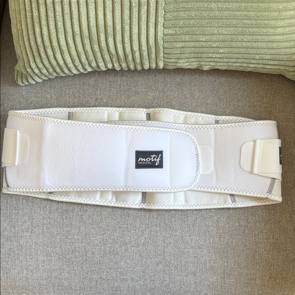 Motif White maternity Support Belt